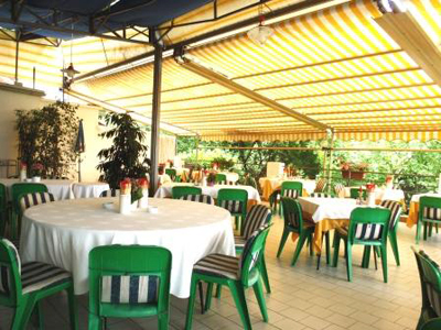 La terrazza del ristorante Bazzini