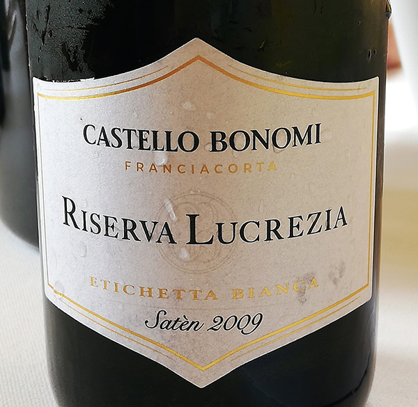 Franciacorta Satèn Riserva Lucrezia Etichetta Bianca 2009 Castello Bonomi